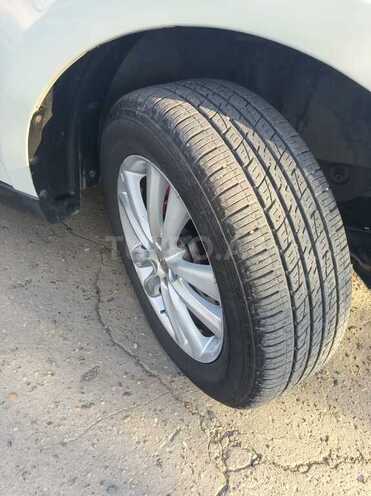Hyundai Santa Fe-4