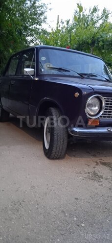 LADA (VAZ) 21011-17
