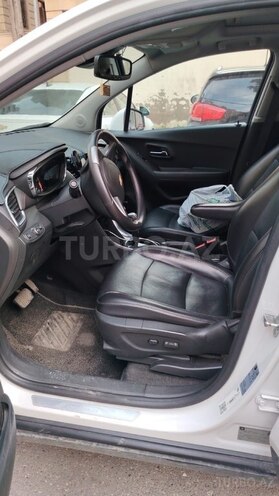 Chevrolet Trax-6