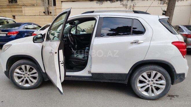 Chevrolet Trax-3