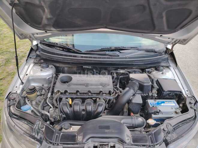Kia Cerato Koup-11