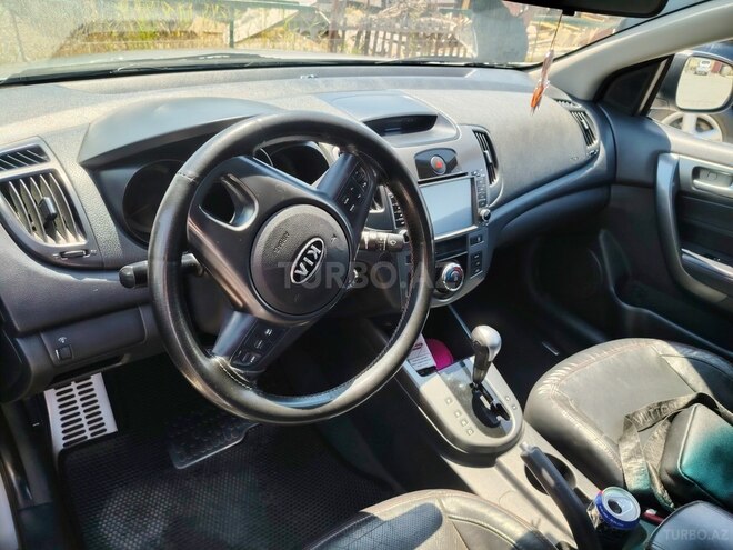 Kia Cerato Koup-2