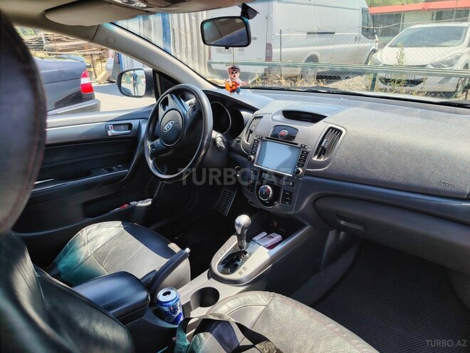 Kia Cerato Koup-3