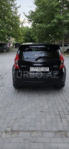 Nissan Note-2