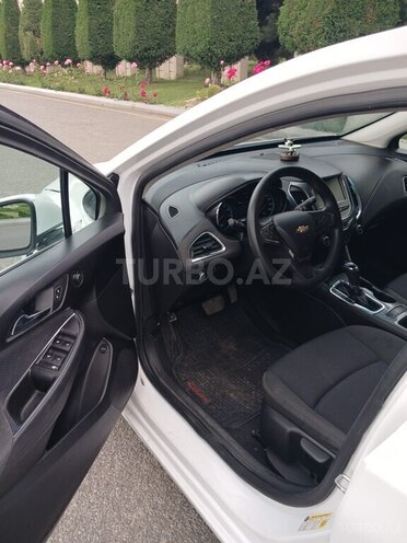 Chevrolet Cruze-5