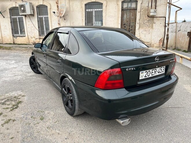 Opel Vectra-13