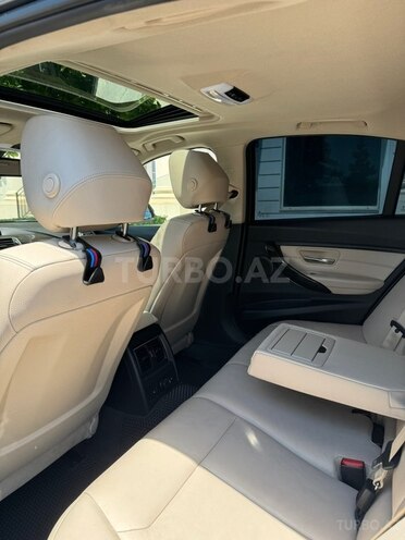 BMW 320-10