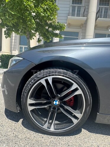 BMW 320-4