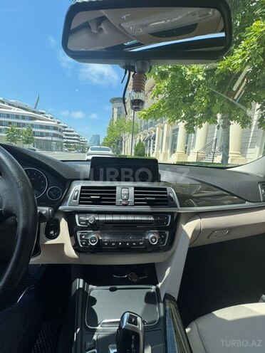 BMW 320-12