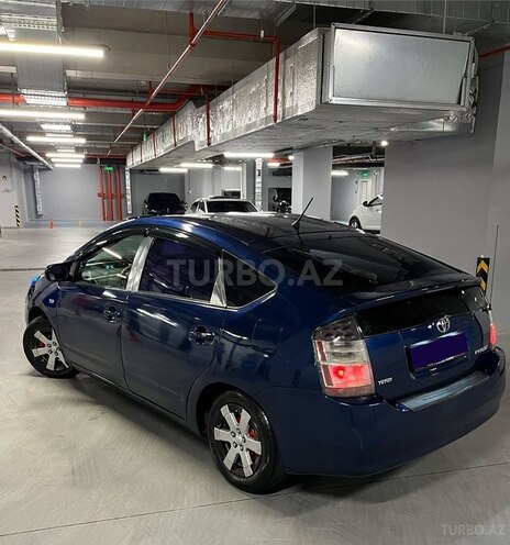 Toyota Prius-6