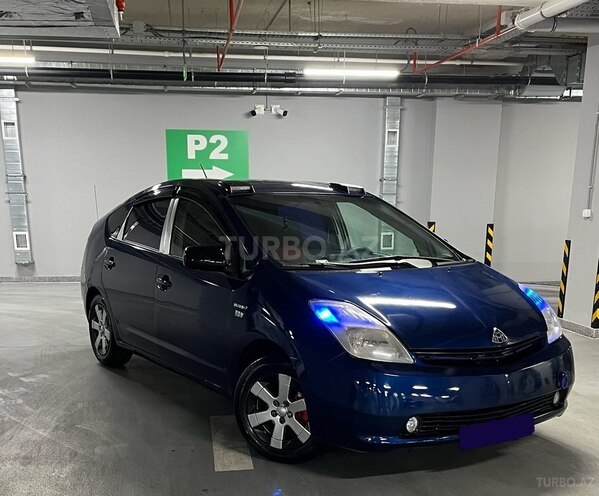 Toyota Prius-5