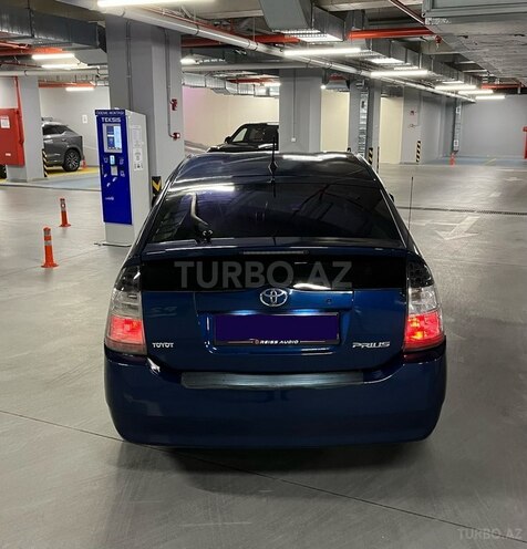 Toyota Prius-7