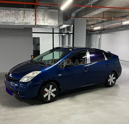 Toyota Prius-10