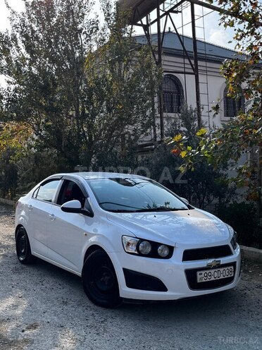 Chevrolet Aveo-1
