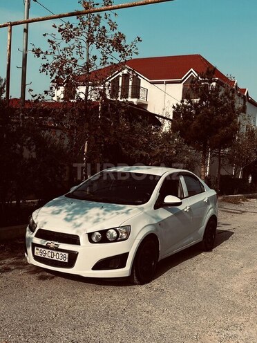 Chevrolet Aveo-3