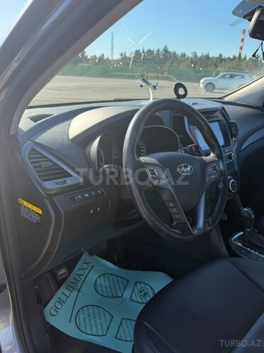 Hyundai Santa Fe-8