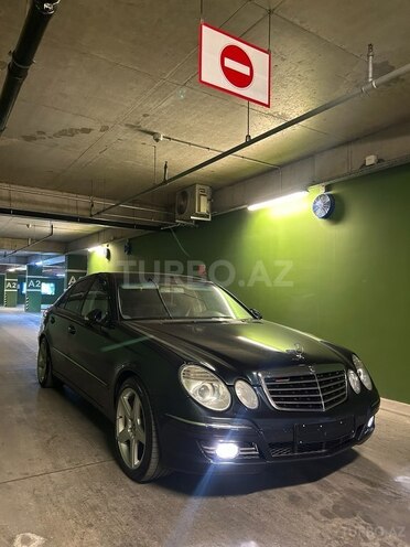 Mercedes E 240-3