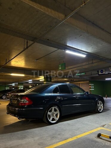 Mercedes E 240-7
