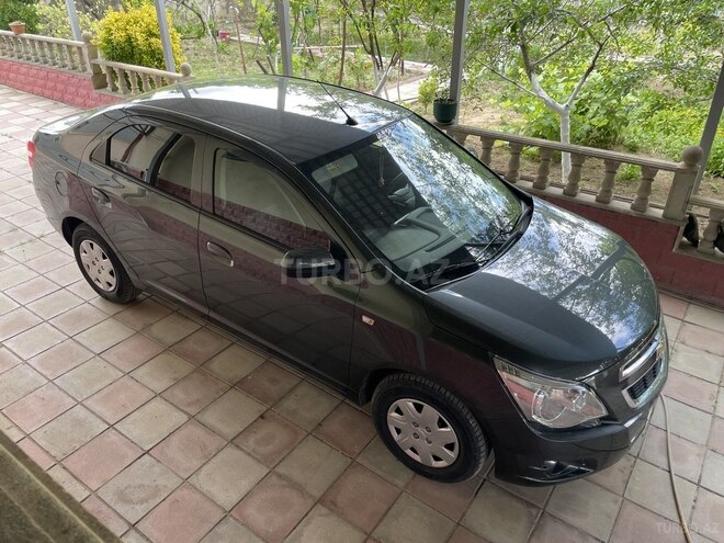 Chevrolet Cobalt-8