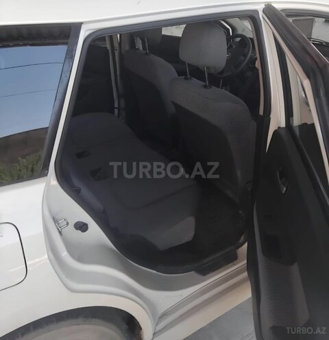 Nissan Wingroad-8