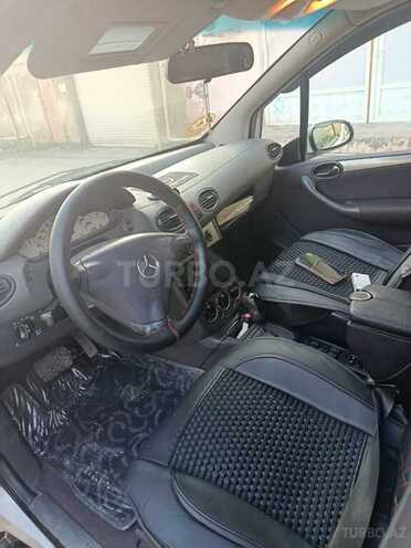 Mercedes A 140-5