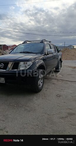 Nissan Navara-2