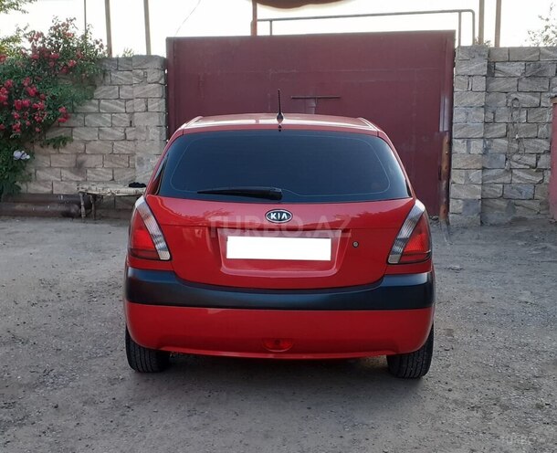 Kia Rio-5