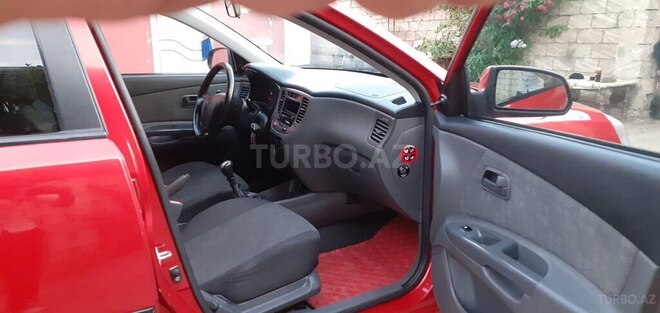 Kia Rio-9