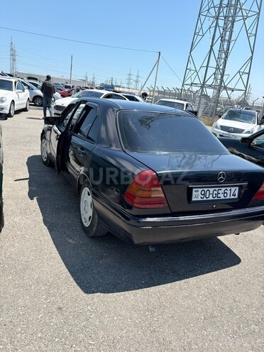 Mercedes C 180-4