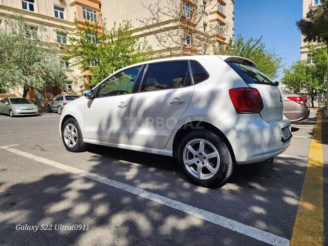 Volkswagen Polo-3