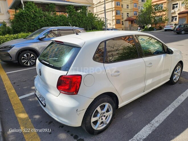 Volkswagen Polo-4