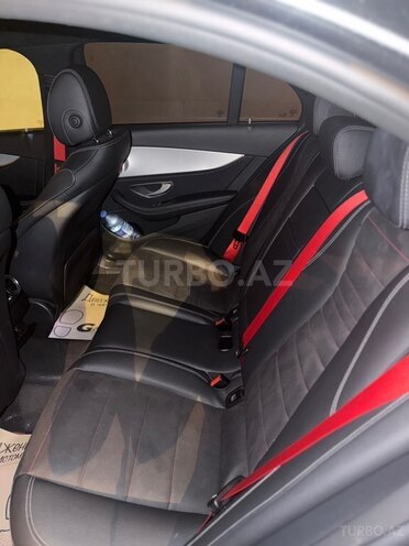 Mercedes E 200 4MATIC-8