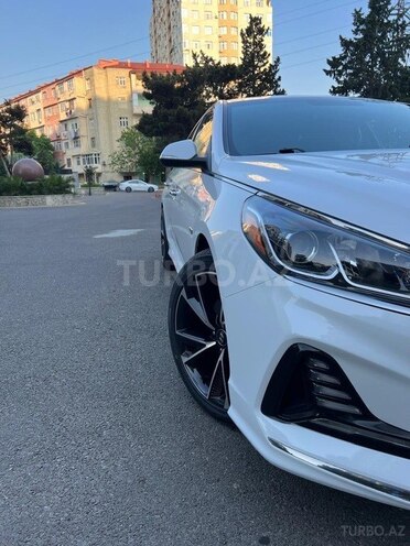 Hyundai Sonata-2