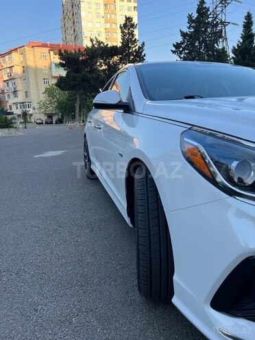 Hyundai Sonata-3