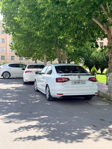 Volkswagen Jetta-3