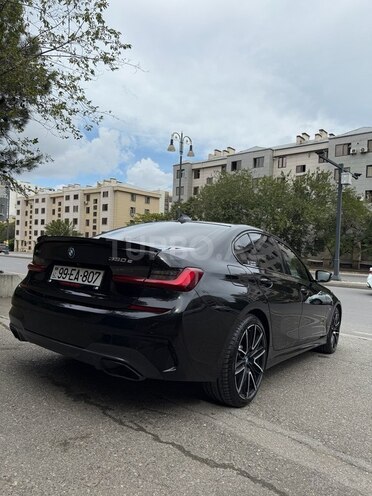 BMW 330e-10