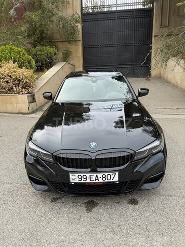BMW 330e-14