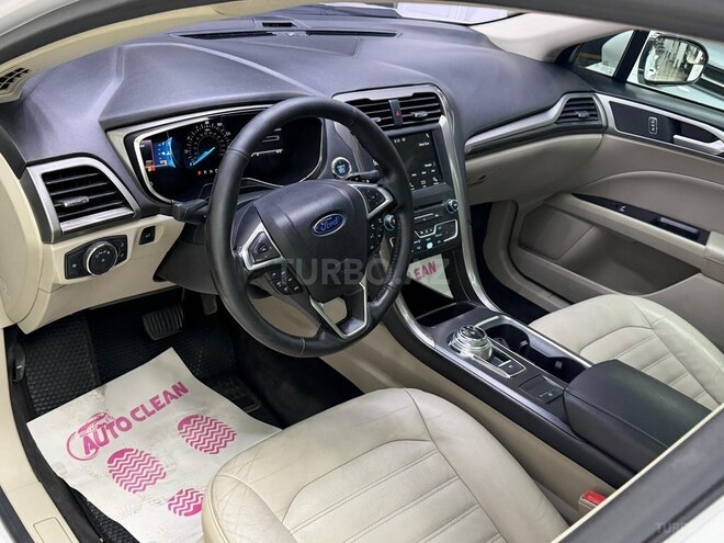 Ford Fusion (North America)-8