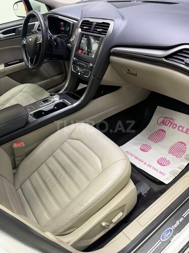 Ford Fusion (North America)-12