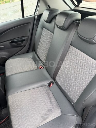 Opel Corsa-15