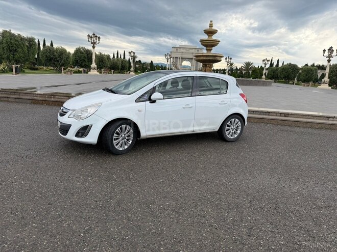 Opel Corsa-17