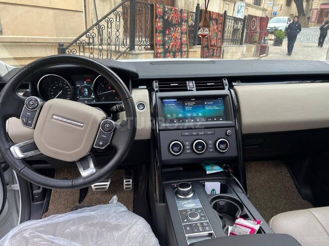 Land Rover Discovery-10