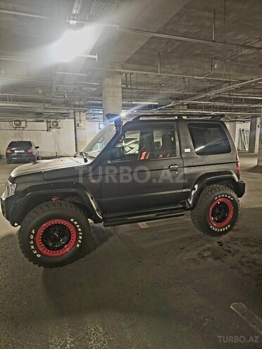 Mitsubishi Pajero Mini-3