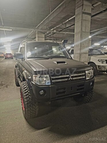 Mitsubishi Pajero Mini-1