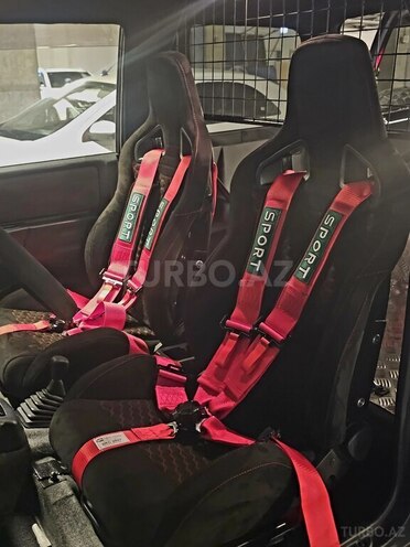 Mitsubishi Pajero Mini-11