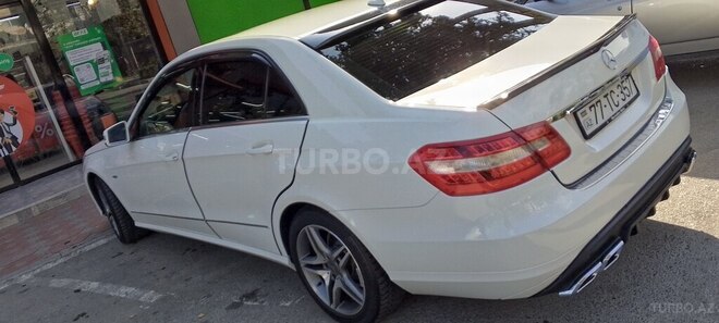Mercedes E 220-5