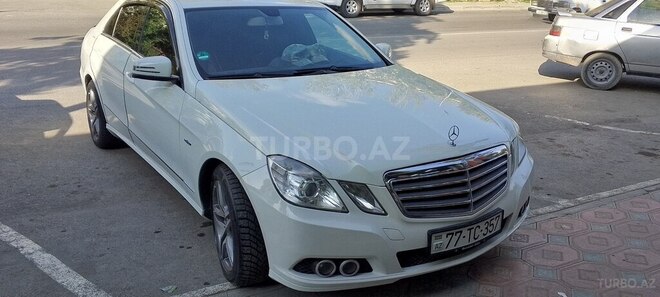 Mercedes E 220-4