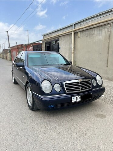 Mercedes E 280-3