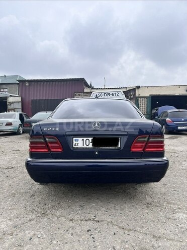 Mercedes E 280-6