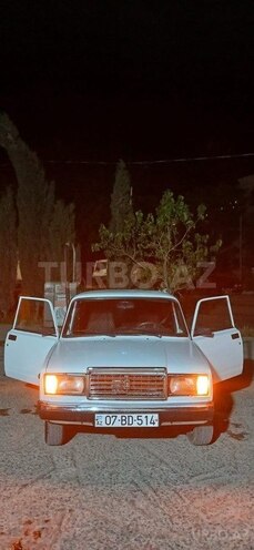 LADA (VAZ) 2107-1